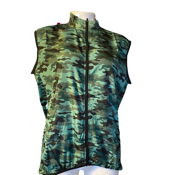 Other - Mens cycling vest NWOT